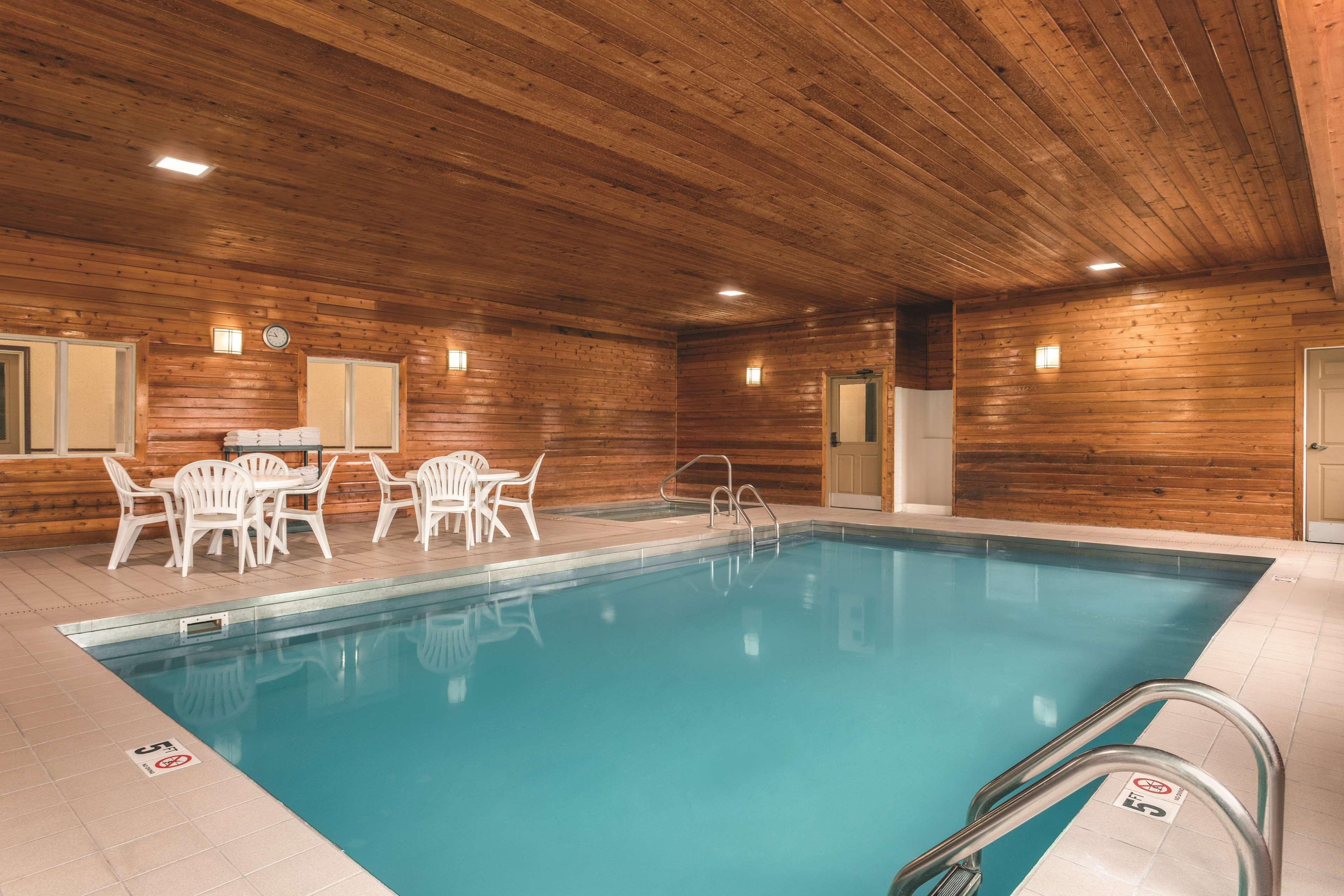Country Inn & Suites By Radisson, Dakota Dunes, Sd Eksteriør billede